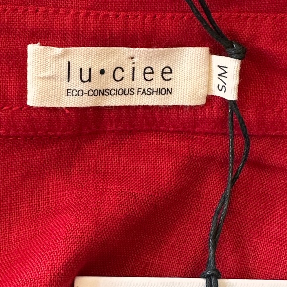 Lu.ciee‎ NWT 2 piece red linen pantsuit sustainable fabric size S/M - Picture 4 of 16